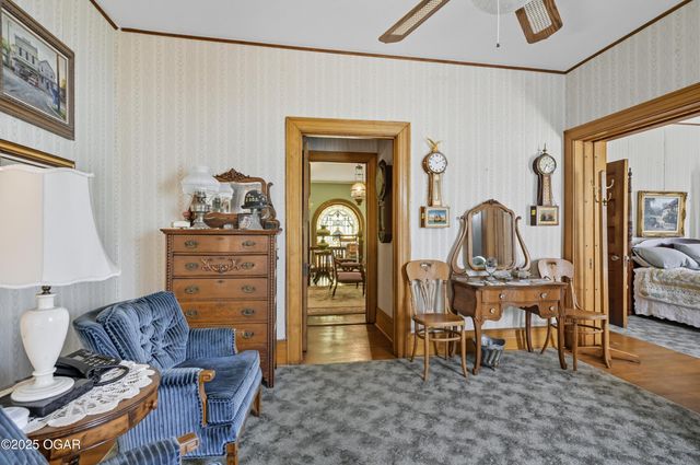 1335 S Main Street, Carthage, MO 64836