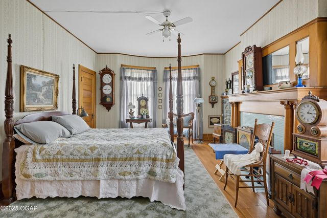 1335 S Main Street, Carthage, MO 64836