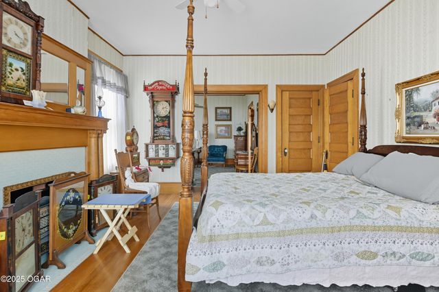 1335 S Main Street, Carthage, MO 64836