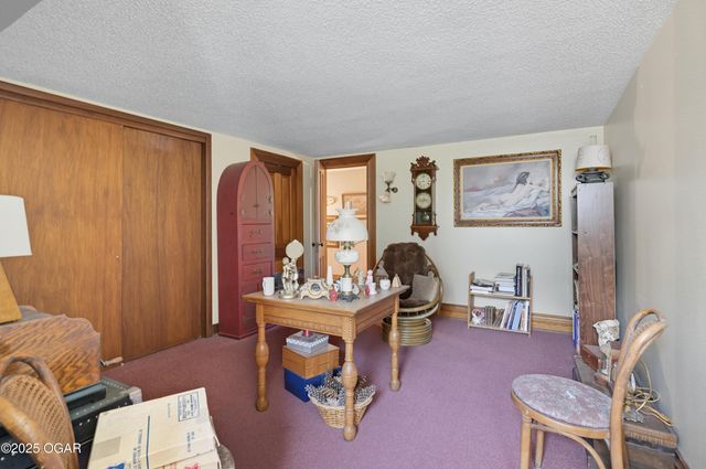 1335 S Main Street, Carthage, MO 64836