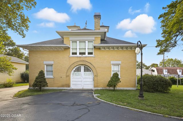 1335 S Main Street, Carthage, MO 64836