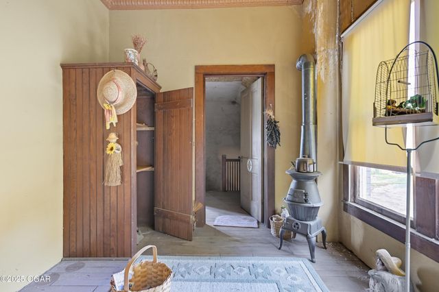 1335 S Main Street, Carthage, MO 64836