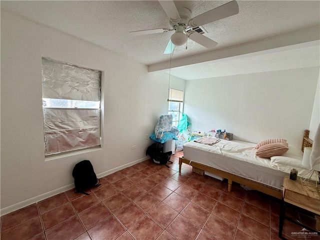 820 S 21st Avenue, Edinburg, TX 78539