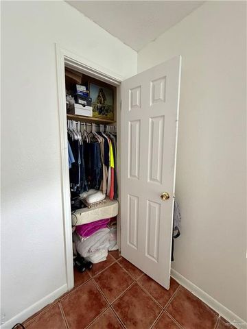 820 S 21st Avenue, Edinburg, TX 78539