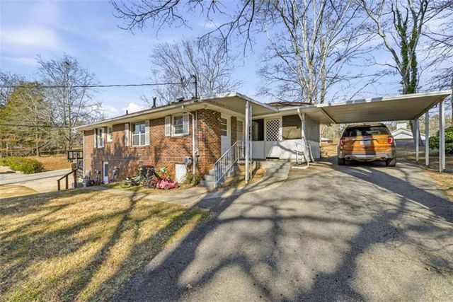 27 Hilltop Lane, Toccoa, GA 30577