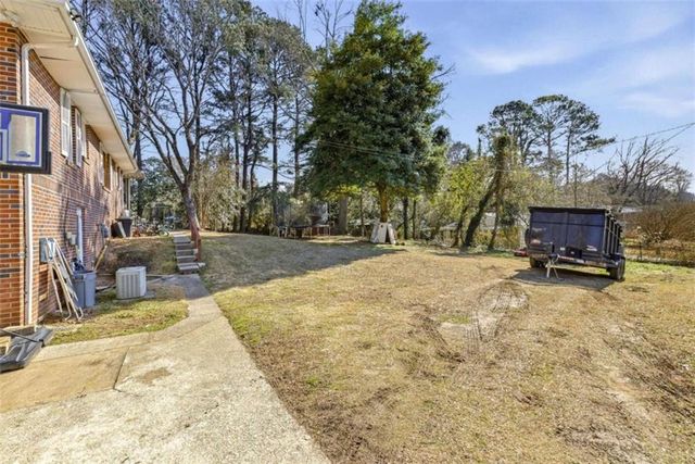 27 Hilltop Lane, Toccoa, GA 30577