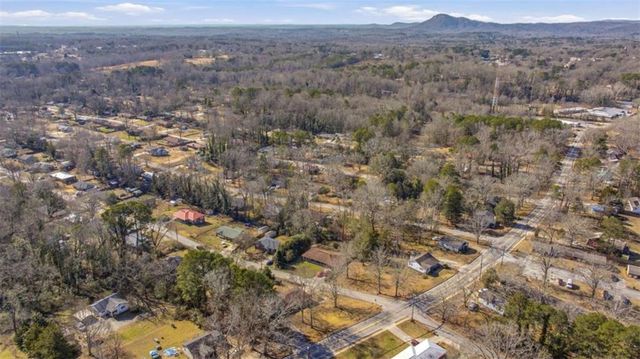 27 Hilltop Lane, Toccoa, GA 30577