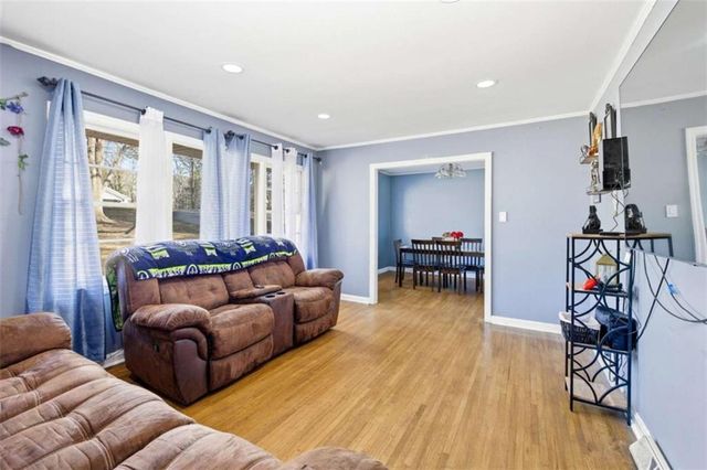 27 Hilltop Lane, Toccoa, GA 30577