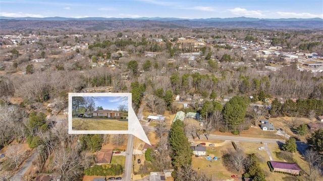 27 Hilltop Lane, Toccoa, GA 30577