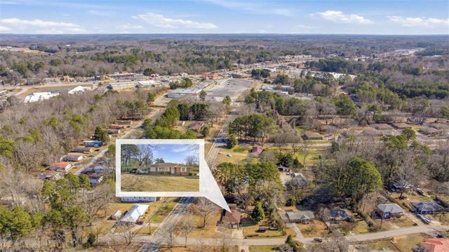 27 Hilltop Lane, Toccoa, GA 30577