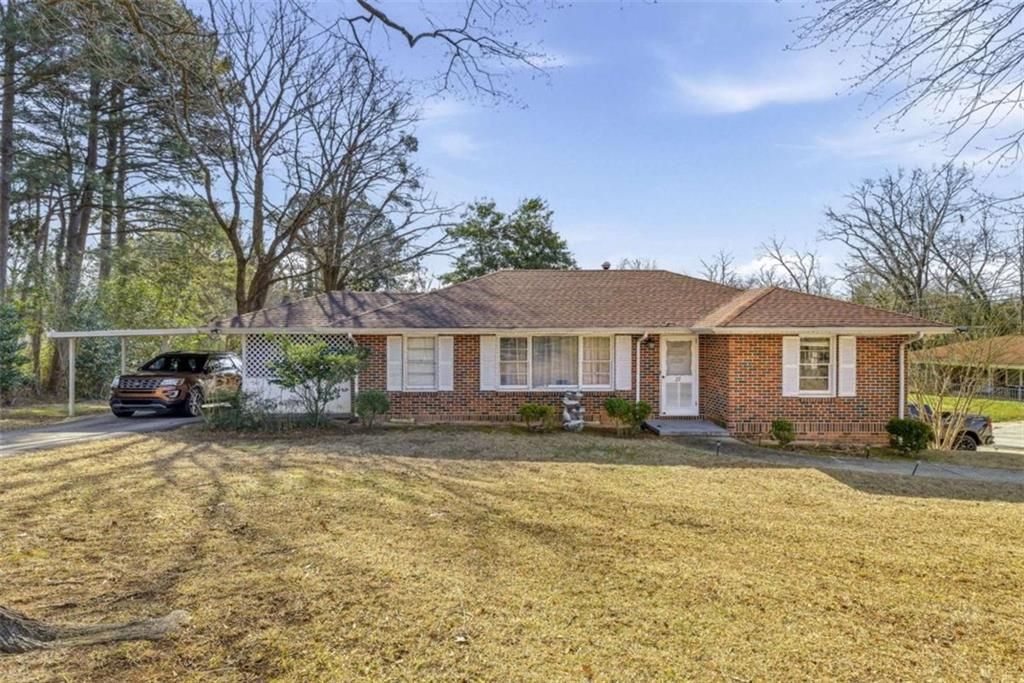 27 Hilltop Lane, Toccoa, GA 30577