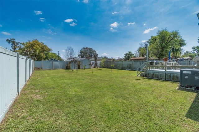 14926 DOUGLAS STREET, Dade City, FL 33525