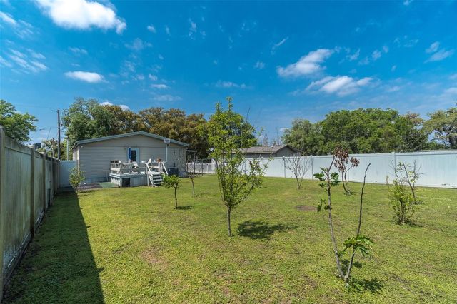 14926 DOUGLAS STREET, Dade City, FL 33525