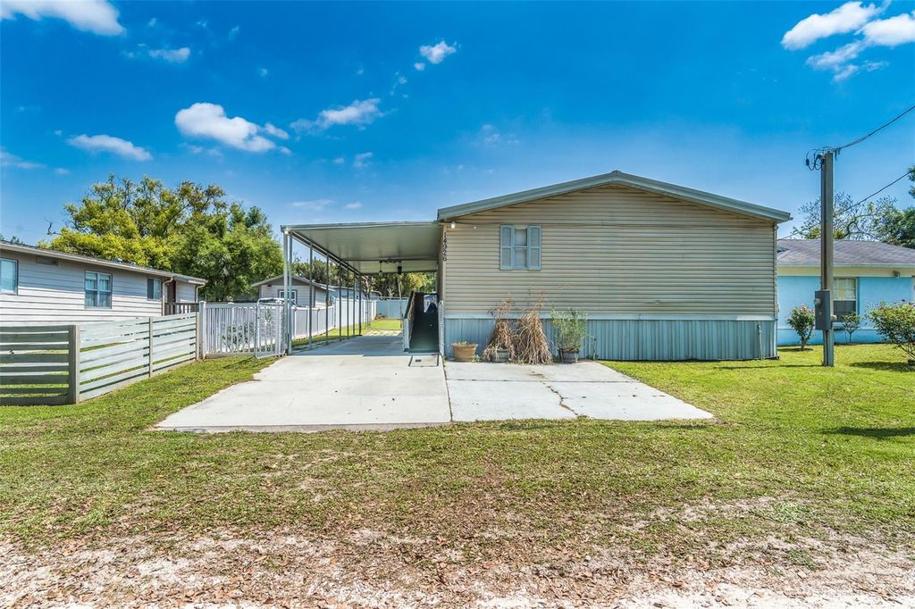 14926 DOUGLAS STREET, Dade City, FL 33525