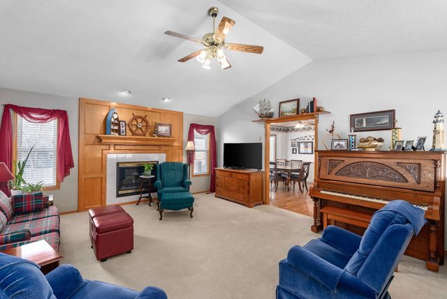 1 N Valley Oaks Ct., Valley Center, KS 67147