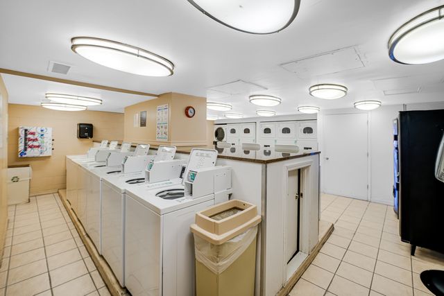 2605 S Indiana Avenue 402, Chicago, IL 60616