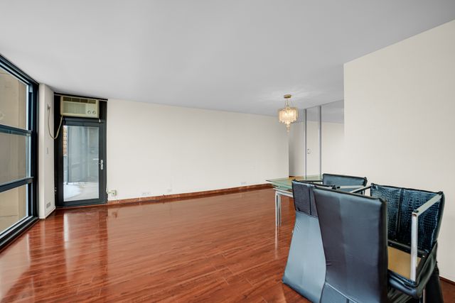 2605 S Indiana Avenue 402, Chicago, IL 60616