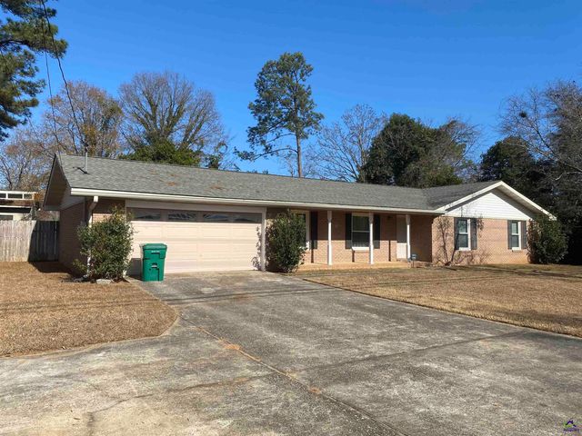 1716 Green Streets, Warner Robins, GA 31093