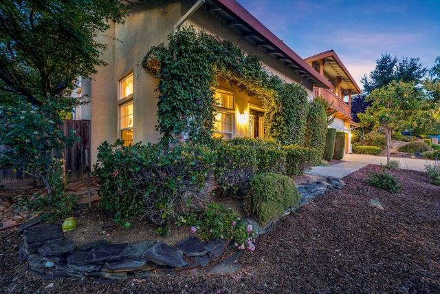 1105 Peacock Creek Drive, Clayton, CA 94517