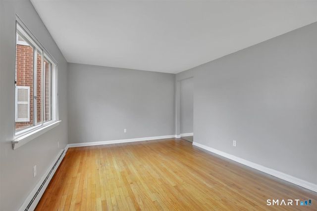 273 Queen Street 5D, Southington, CT 06489