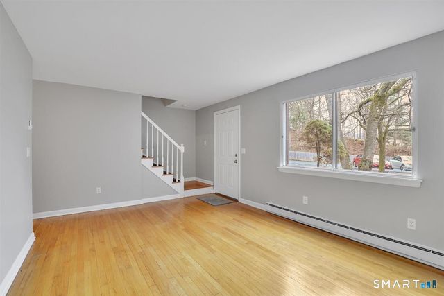 273 Queen Street 5D, Southington, CT 06489