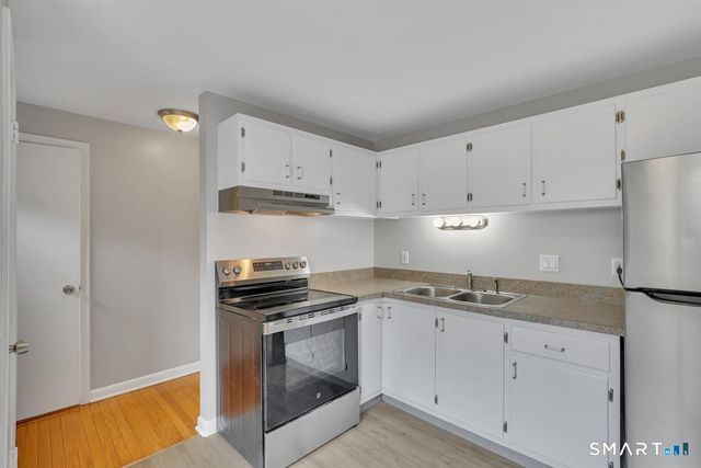 273 Queen Street 5D, Southington, CT 06489
