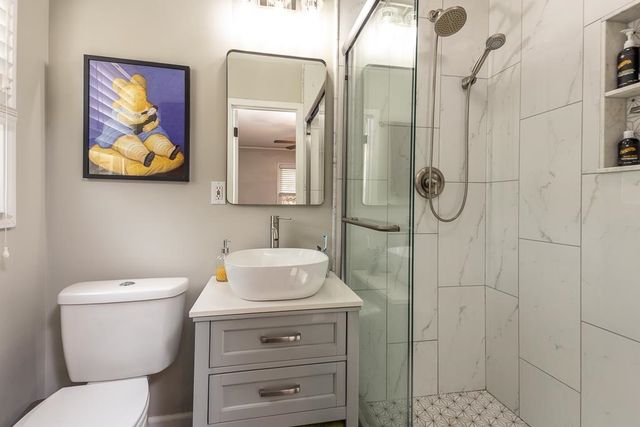 5112 WHITECLIFF DR, Memphis, TN 38117