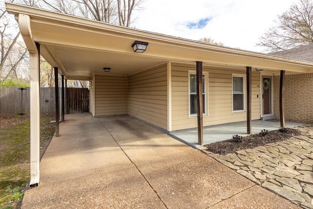 5112 WHITECLIFF DR, Memphis, TN 38117