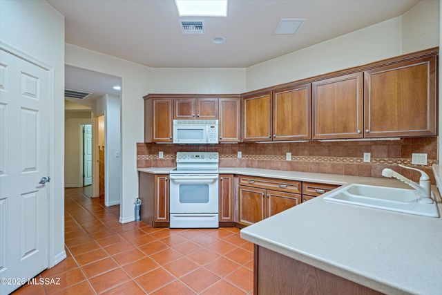 13780 E Langtry Lane, Tucson, AZ 85747