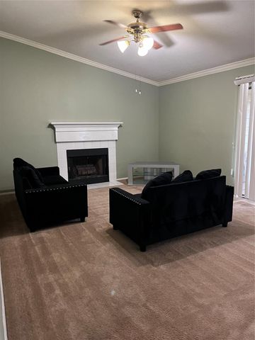 4444 Victory Drive 1302, Houston, TX 77088