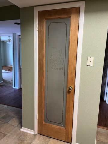 4444 Victory Drive 1302, Houston, TX 77088