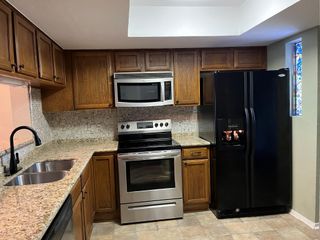 4444 Victory Drive 1302, Houston, TX 77088