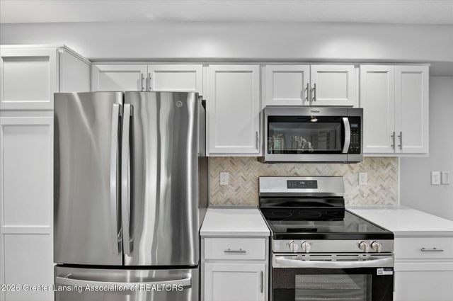 9103 Bridge Street, Dimondale, MI 48821