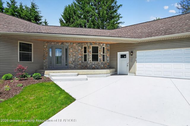 9103 Bridge Street, Dimondale, MI 48821