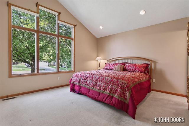 4808 Paramount Drive, Grand Rapids, MI 49525