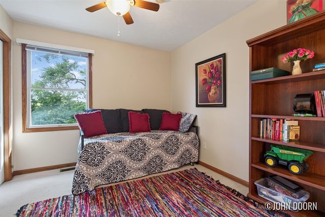 4808 Paramount Drive, Grand Rapids, MI 49525