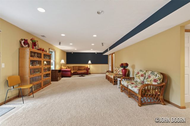 4808 Paramount Drive, Grand Rapids, MI 49525