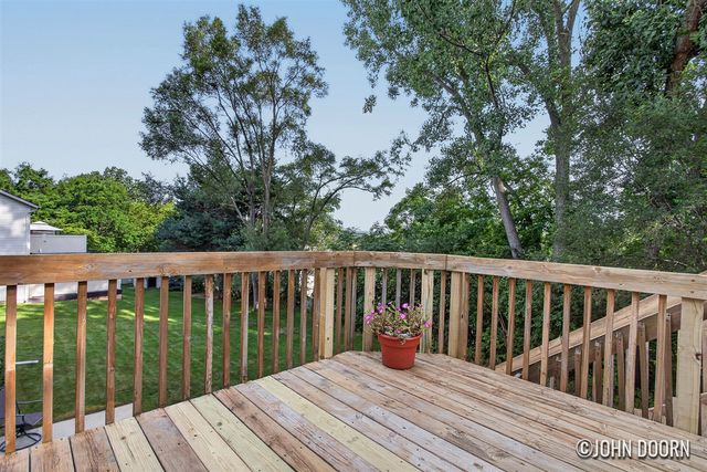 4808 Paramount Drive, Grand Rapids, MI 49525