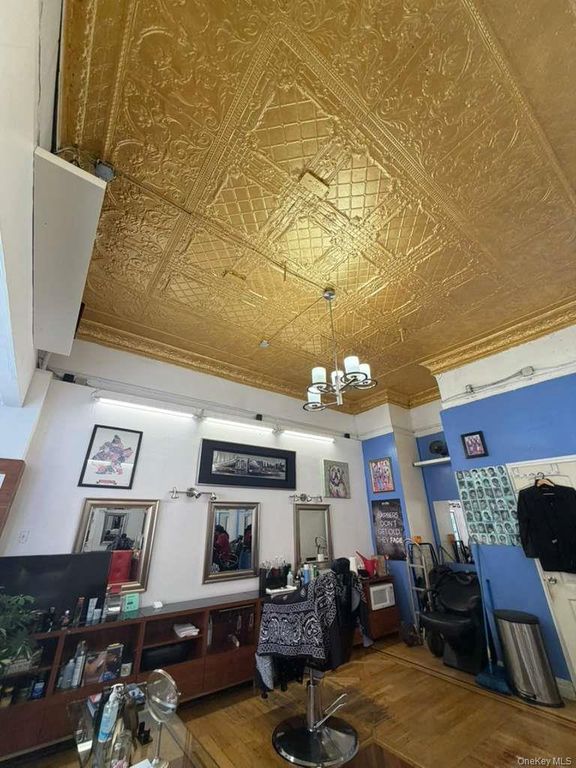 104 Saratoga Avenue, Brooklyn, NY 11233 — photo 2