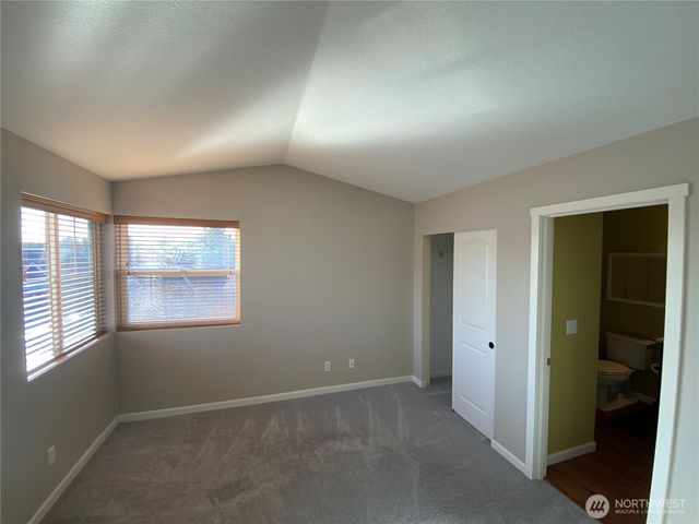 19905 100th Avenue Ct E, Graham, WA 98338