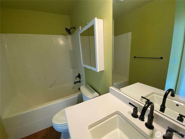 19905 100th Avenue Ct E, Graham, WA 98338