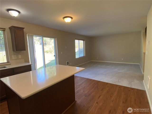 19905 100th Avenue Ct E, Graham, WA 98338