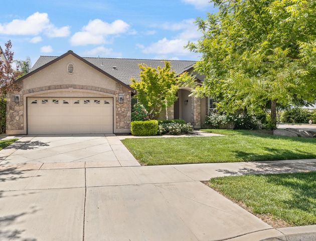 2883 22nd Court, Kingsburg, CA 93631