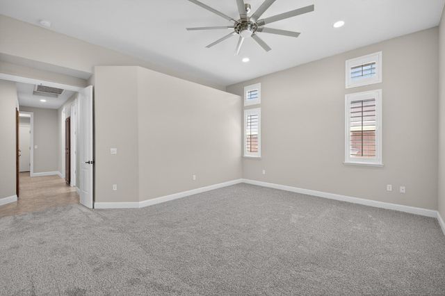 2883 22nd Court, Kingsburg, CA 93631