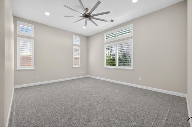 2883 22nd Court, Kingsburg, CA 93631