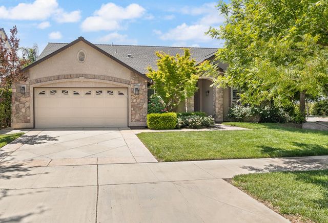 2883 22nd Court, Kingsburg, CA 93631