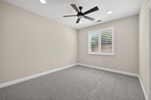 2883 22nd Court, Kingsburg, CA 93631