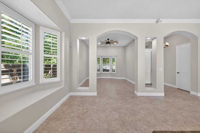 2883 22nd Court, Kingsburg, CA 93631