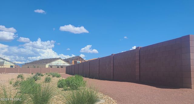 13498 N Nicholas Court, Marana, AZ 85653