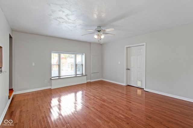 11994 Greenfield Road, Zionsville, IN 46077